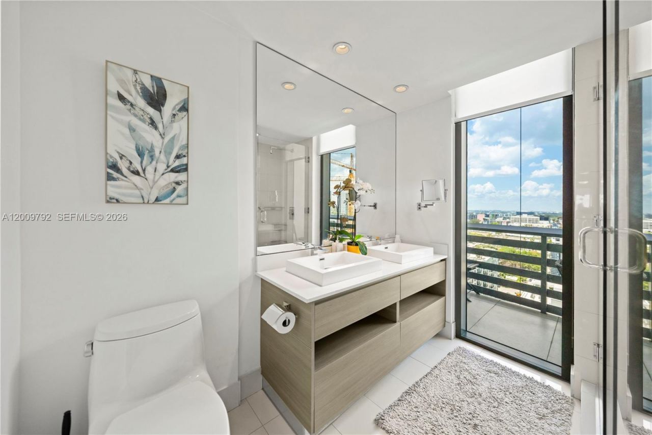460 NE 28th St, Unit 2001, Miami, FL 33137 Photo