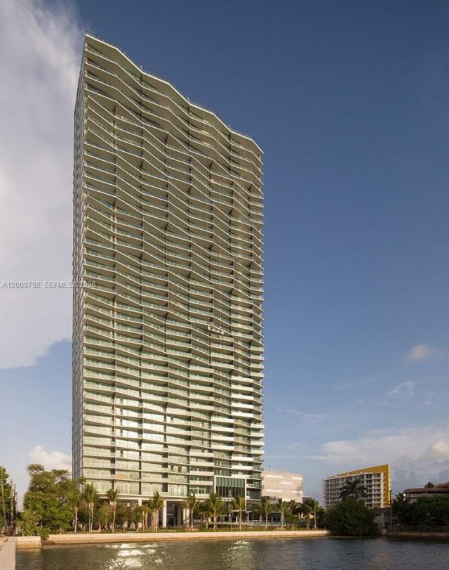 460 NE 28th St, Unit 2001, Miami, FL 33137 Photo