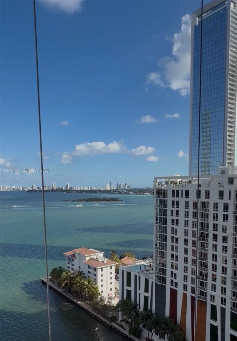 460 NE 28th St, Unit 2001, Miami, FL 33137 Photo