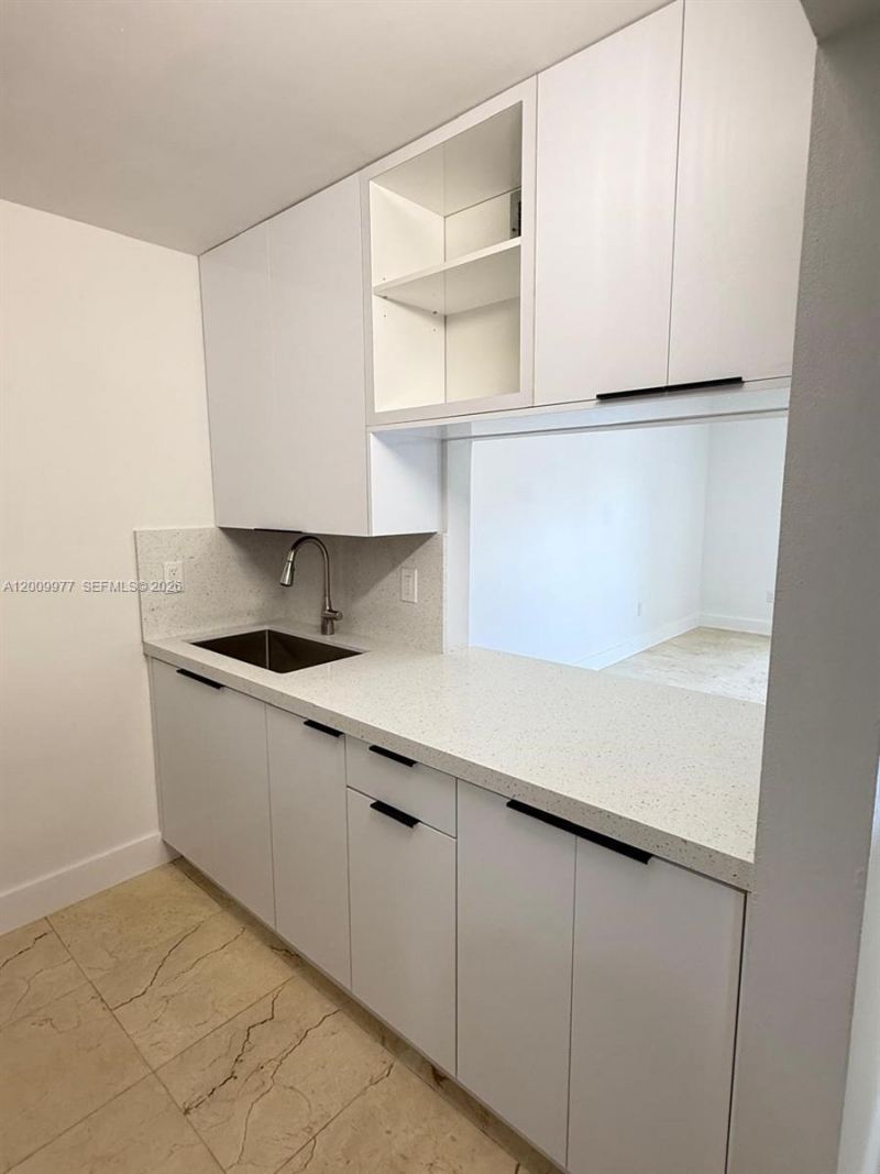 260 NW 107th Ave , Unit 204, Miami, FL 33172 Photo