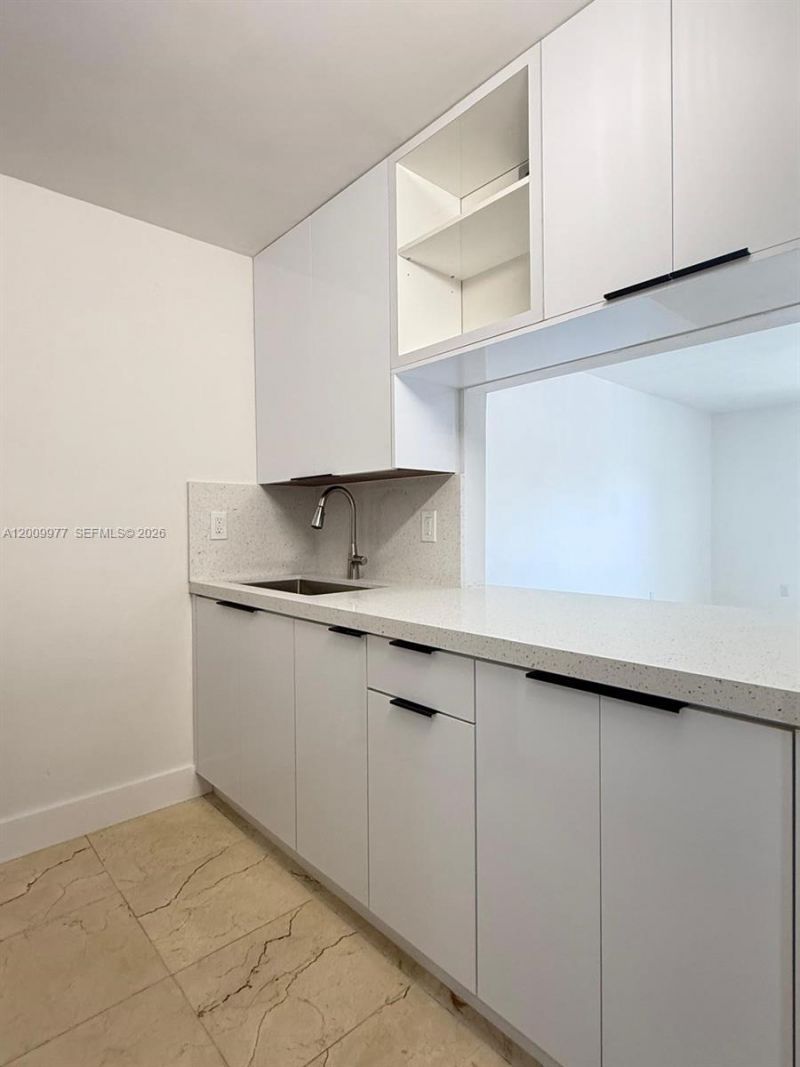 260 NW 107th Ave , Unit 204, Miami, FL 33172 Photo