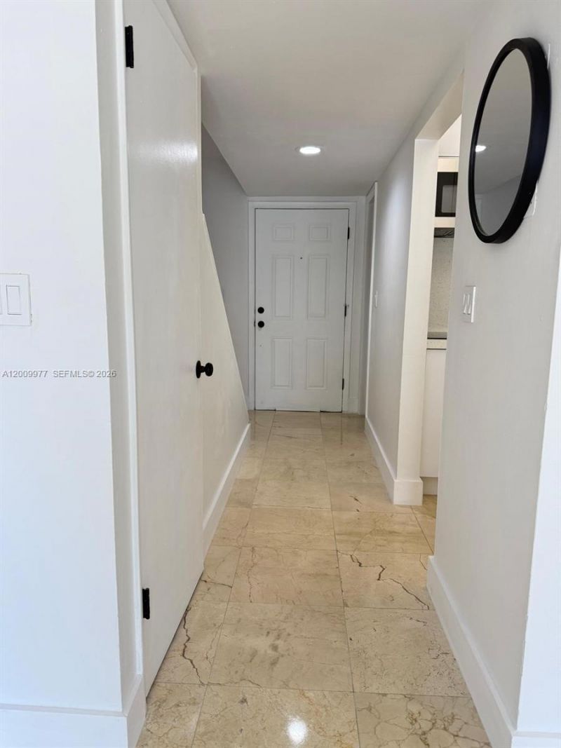 260 NW 107th Ave , Unit 204, Miami, FL 33172 Photo