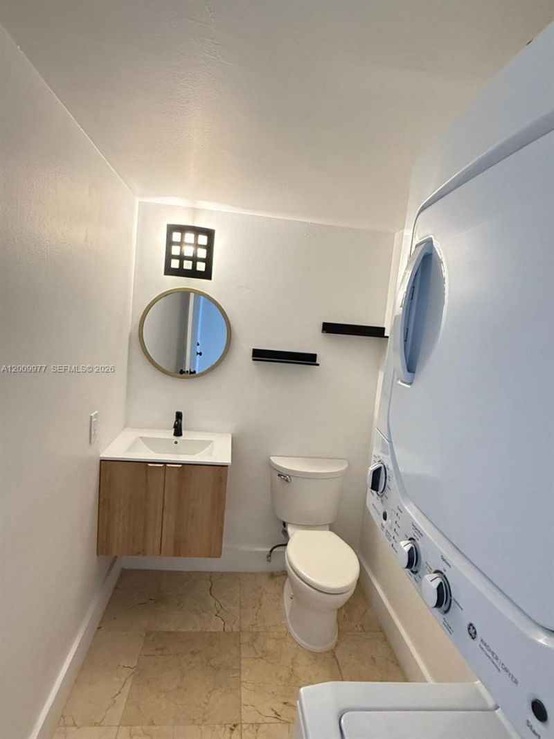 260 NW 107th Ave , Unit 204, Miami, FL 33172 Photo