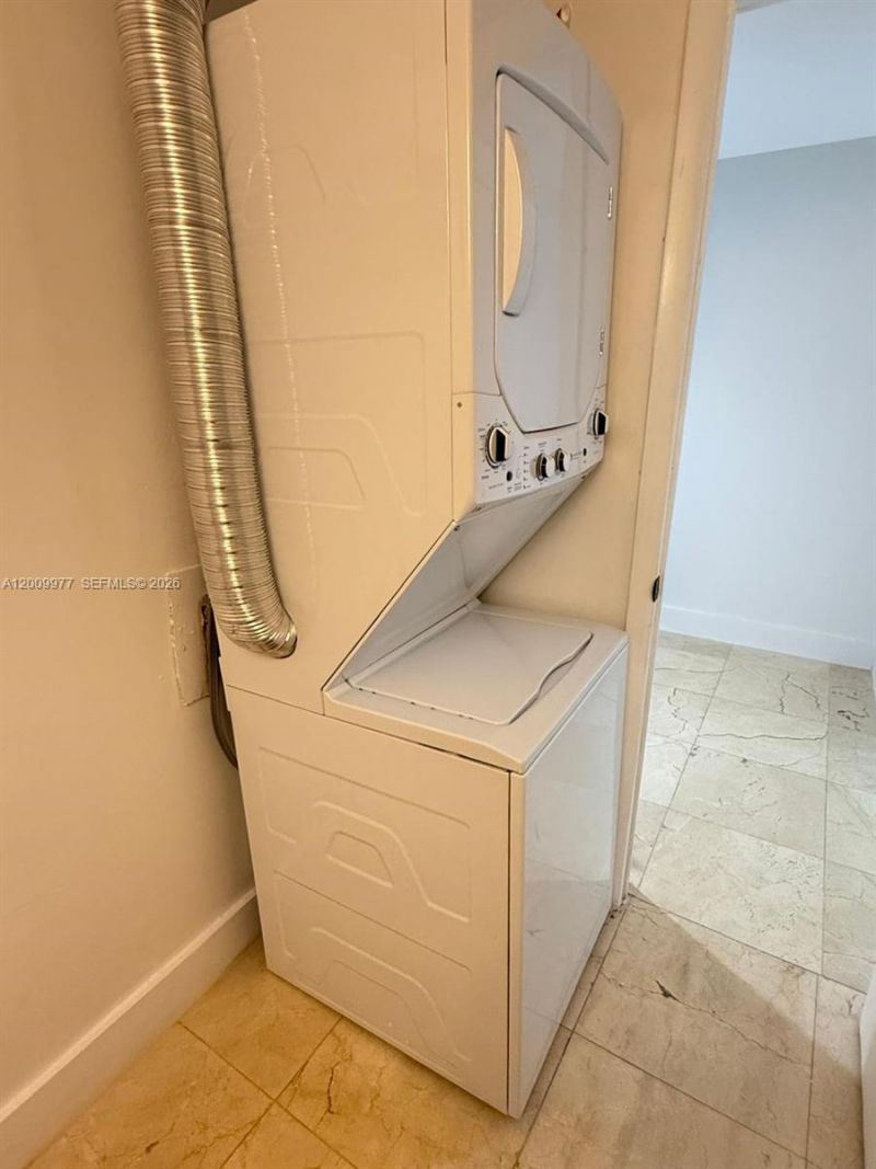 260 NW 107th Ave , Unit 204, Miami, FL 33172 Photo