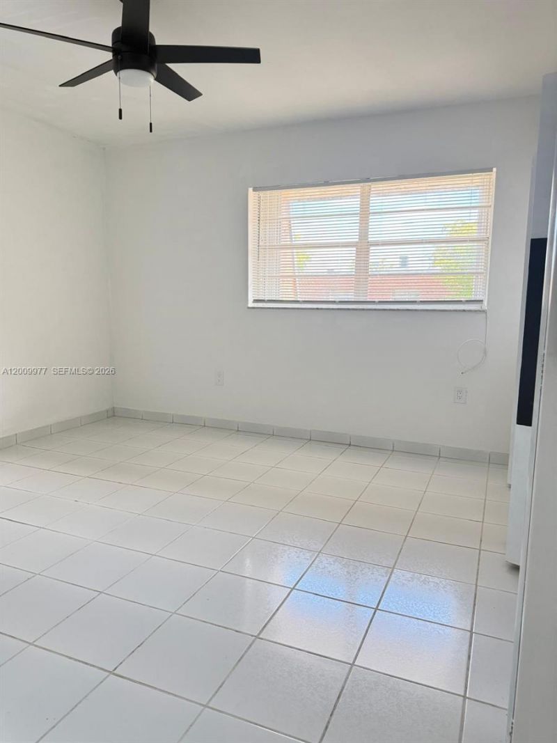 260 NW 107th Ave , Unit 204, Miami, FL 33172 Photo