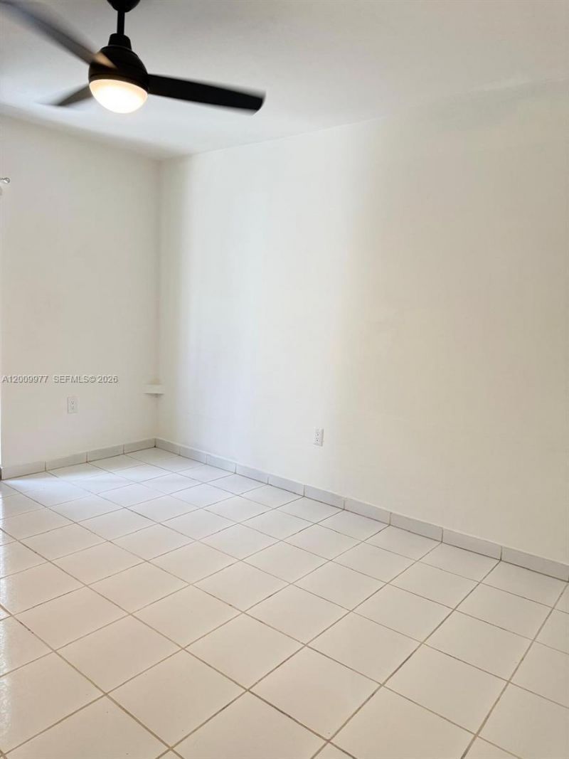 260 NW 107th Ave , Unit 204, Miami, FL 33172 Photo
