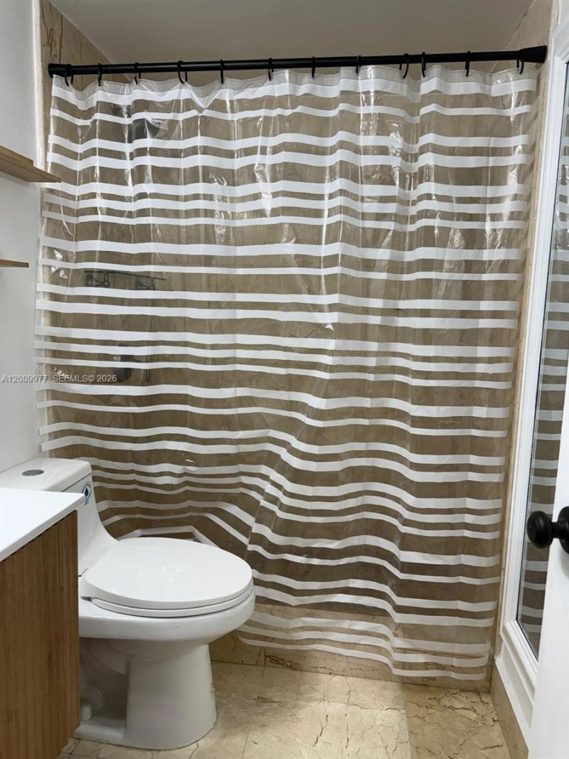 260 NW 107th Ave , Unit 204, Miami, FL 33172 Photo