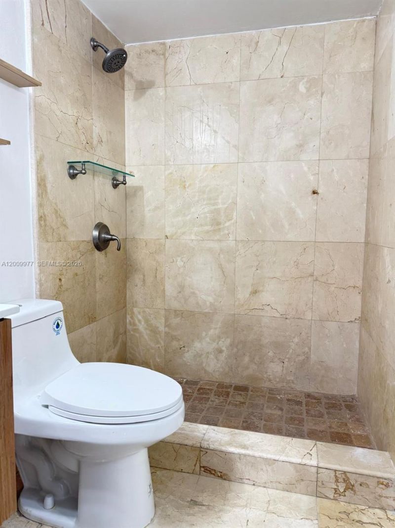 260 NW 107th Ave , Unit 204, Miami, FL 33172 Photo