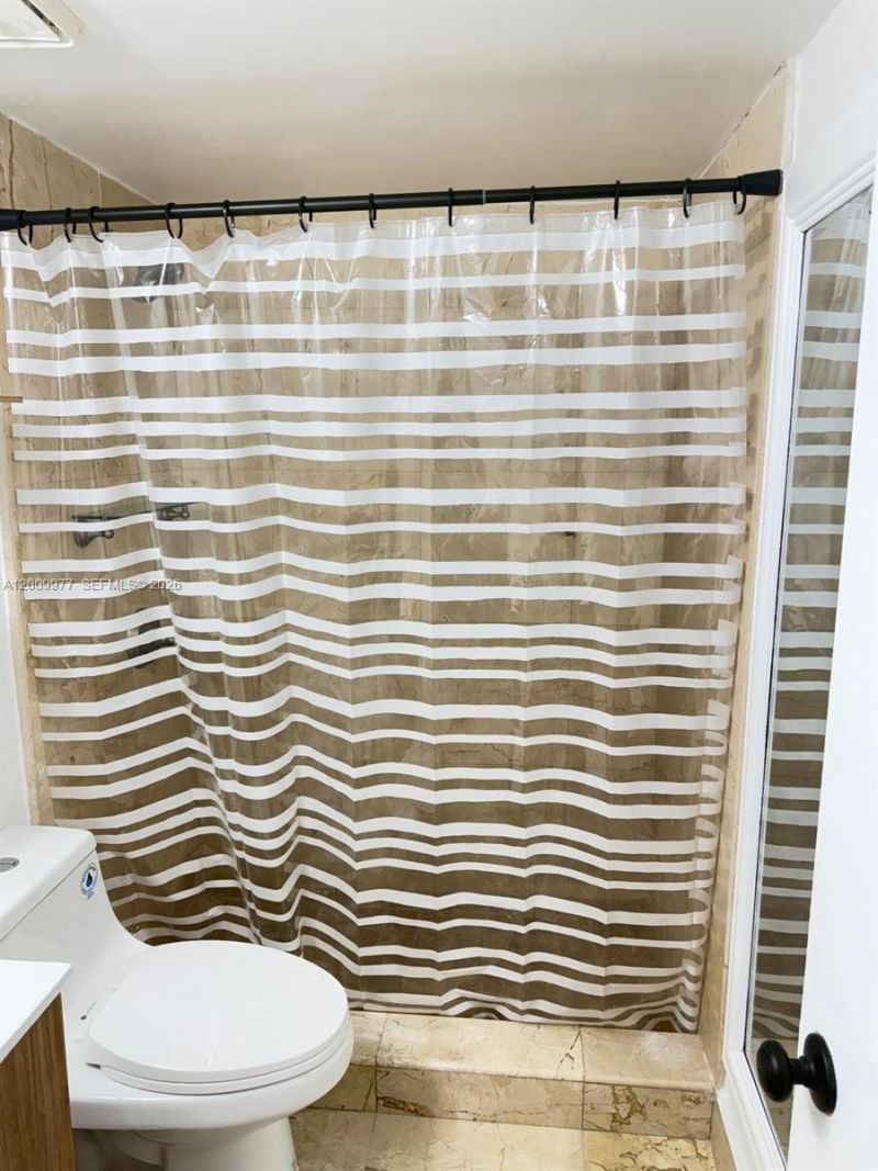 260 NW 107th Ave , Unit 204, Miami, FL 33172 Photo