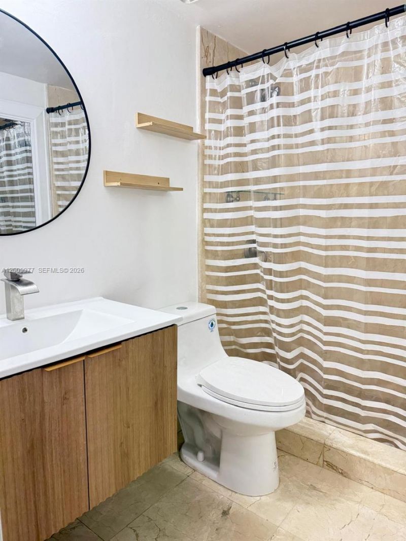 260 NW 107th Ave , Unit 204, Miami, FL 33172 Photo