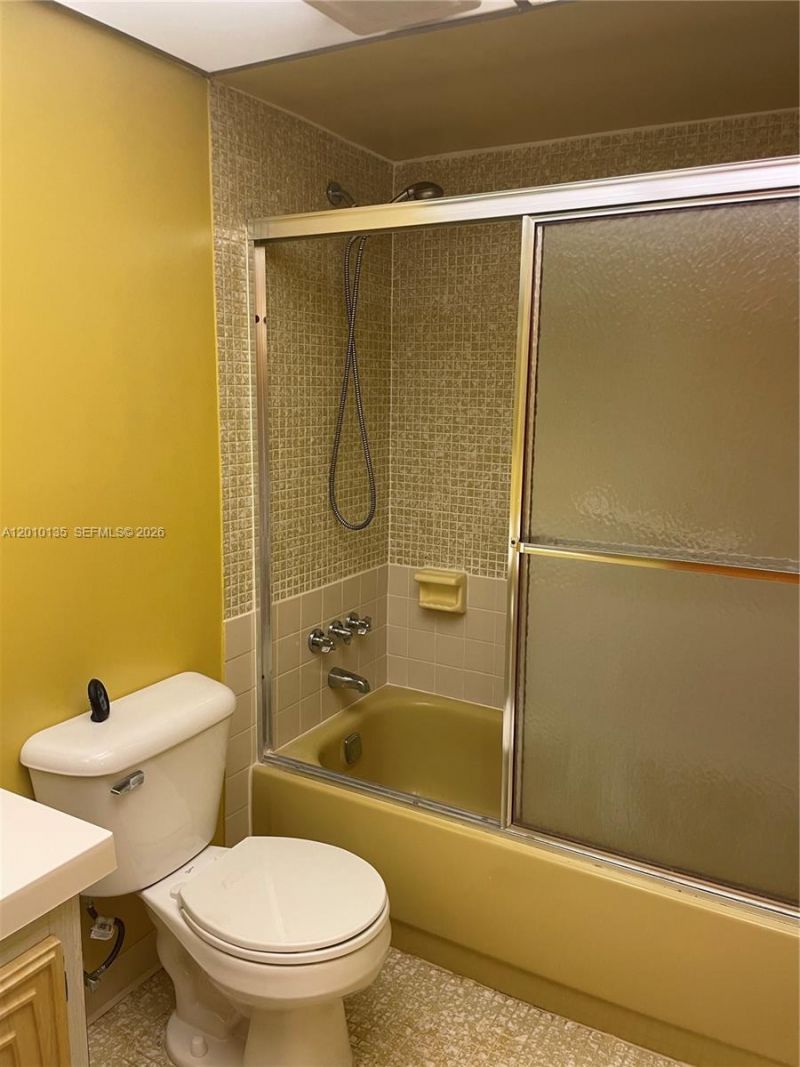 2861 Somerset Dr , Unit 107, Lauderdale Lakes, FL 33311 Photo