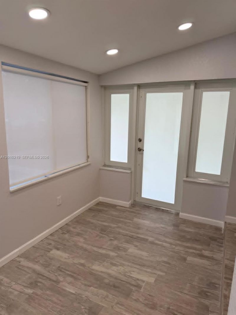 4871 SW 5th Ter , Unit 4871, Miami, FL 33134 Photo