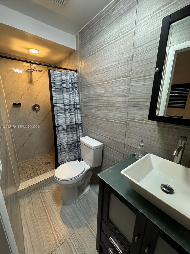 256 NW 82nd Ter, Miami, FL 33150 Photo
