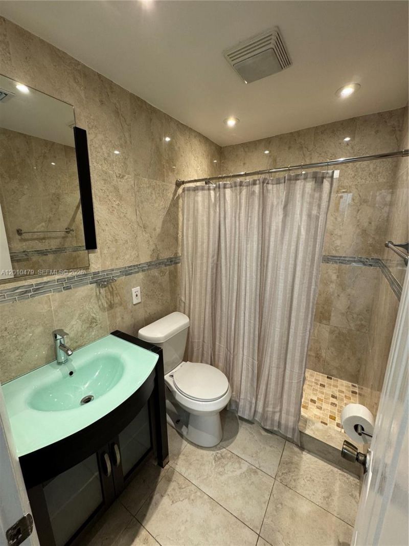 256 NW 82nd Ter, Miami, FL 33150 Photo