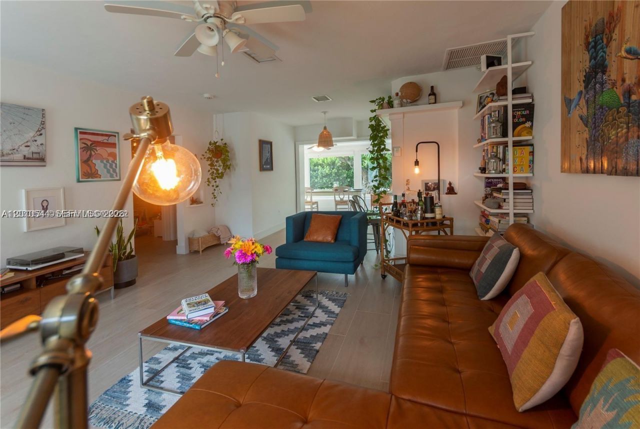 202 NW 92nd St, Miami Shores, FL 33150 Photo