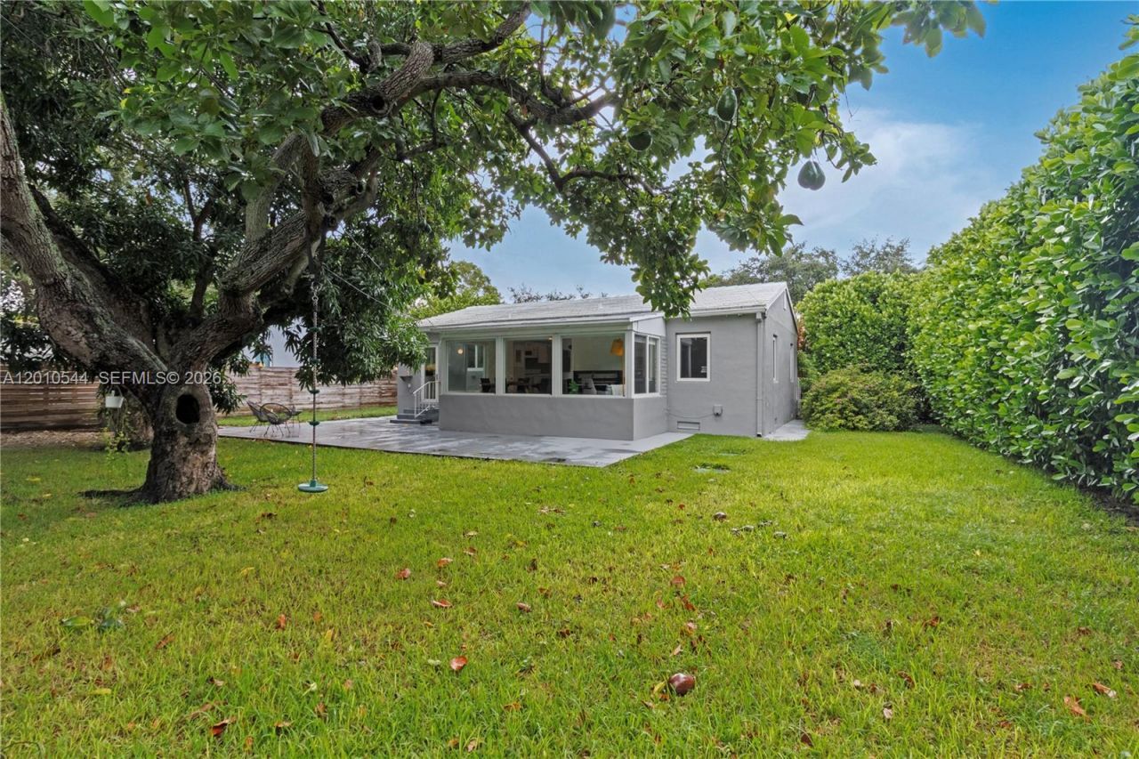 202 NW 92nd St, Miami Shores, FL 33150 Photo