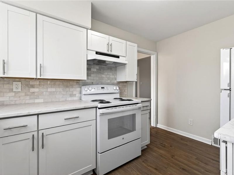 2800 Shafor Boulevard, Unit 3, Oakwood, OH 45419 Photo 10