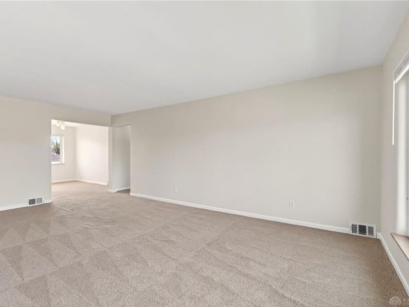 2800 Shafor Boulevard, Unit 3, Oakwood, OH 45419 Photo 4