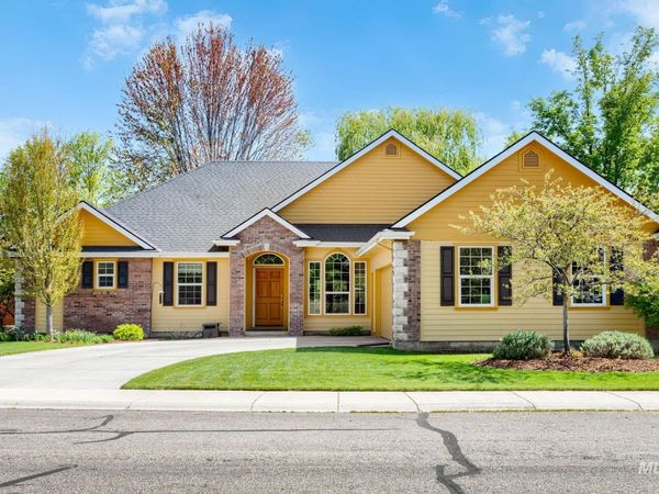 2703 E Ridgedale Place, Eagle, ID 83616