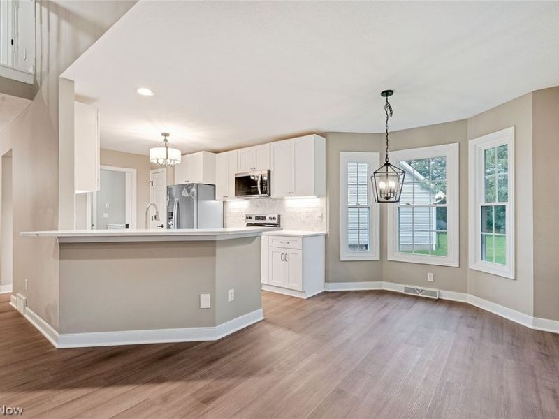 90 Lake Pointe Circle, Canfield, OH 44406 Photo 14