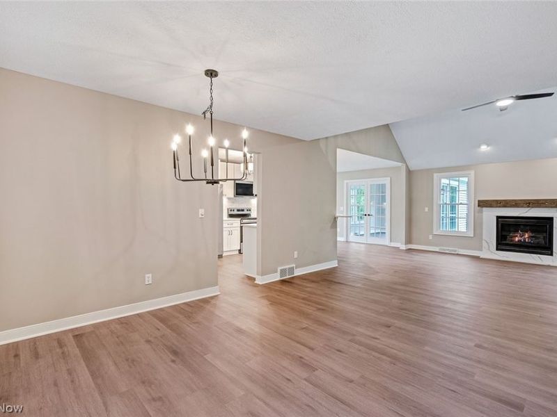 90 Lake Pointe Circle, Canfield, OH 44406 Photo 7