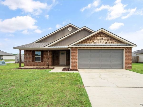 16400 Cherokee Bend Parkway, Moundville, AL 35474