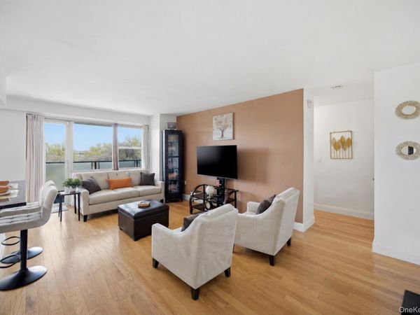 400 Cozine Avenue, Unit 5E, Brooklyn, NY 11207