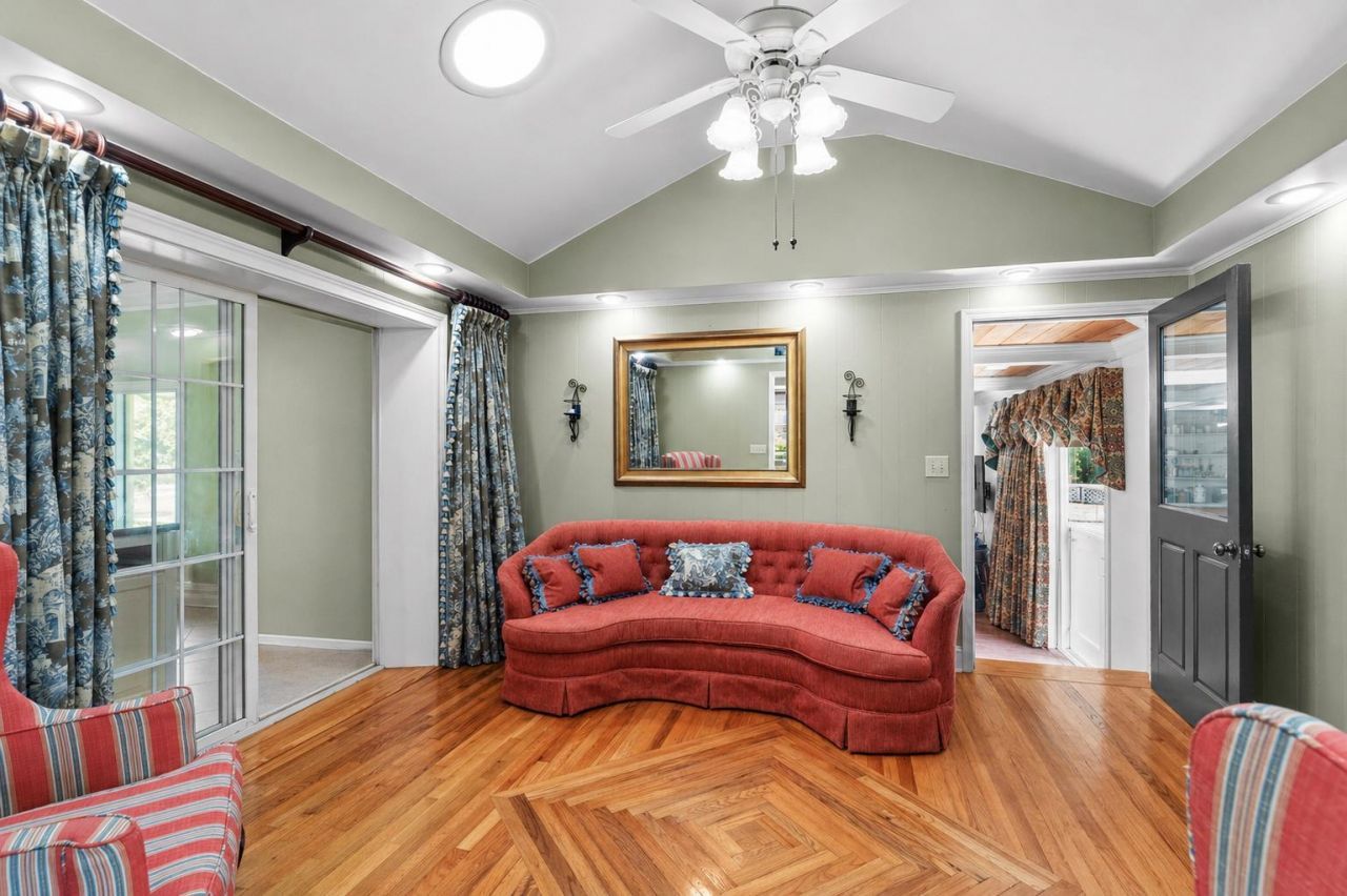 379 Bragdon Ave. Photo 20