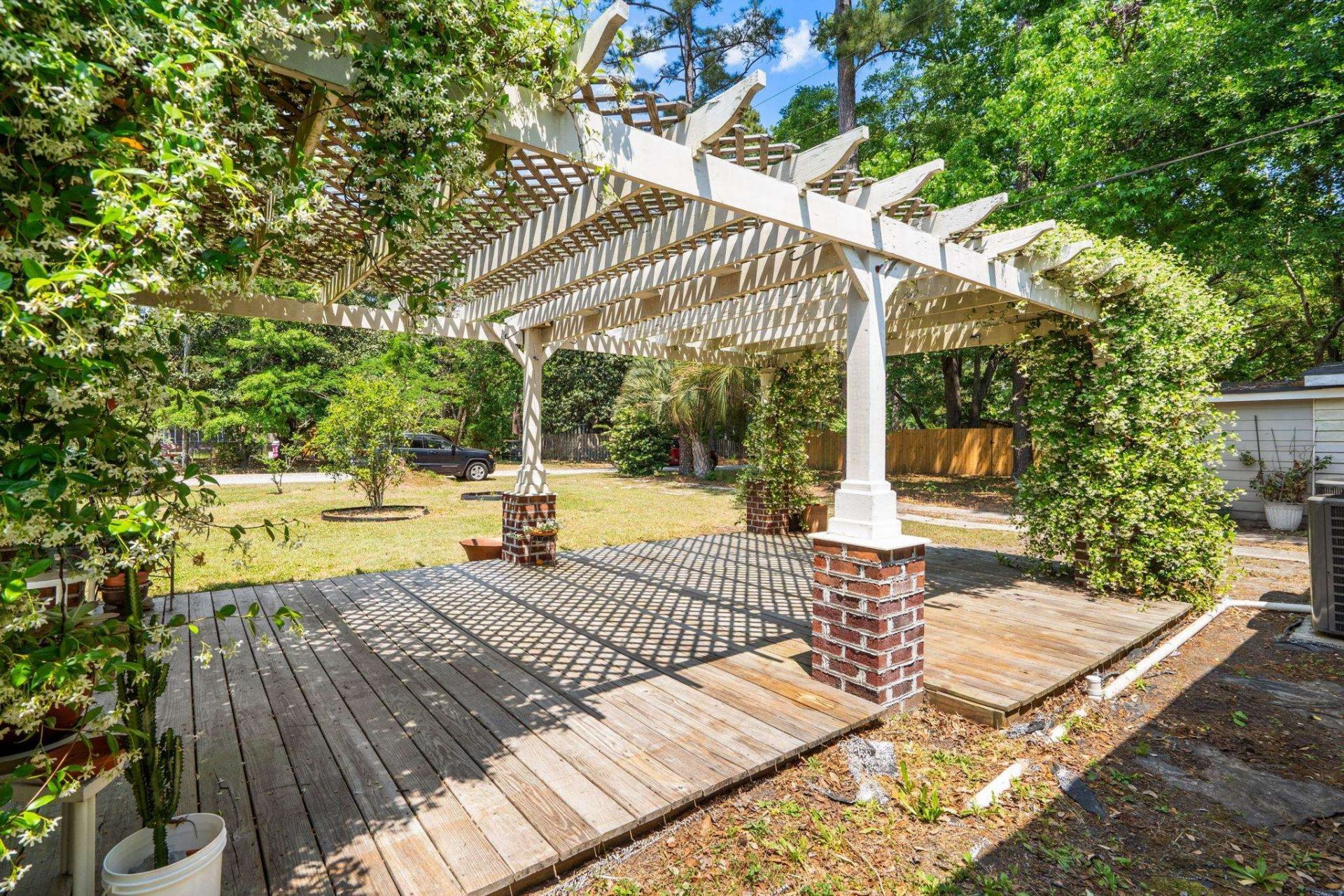 379 Bragdon Ave. Photo 30