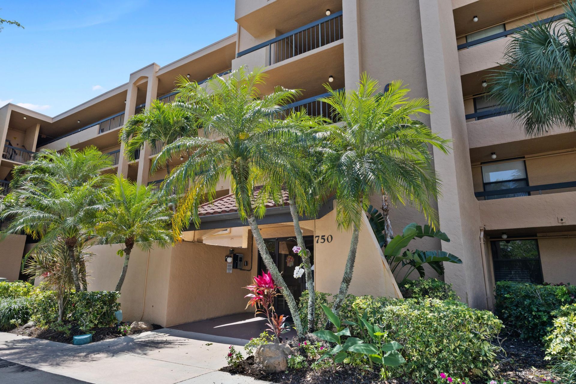 750 Egret Circle, Unit 6210, Delray Beach, FL 33444 Photo