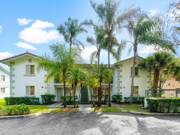 1837 NW 94th Avenue, Coral Springs, FL 33071