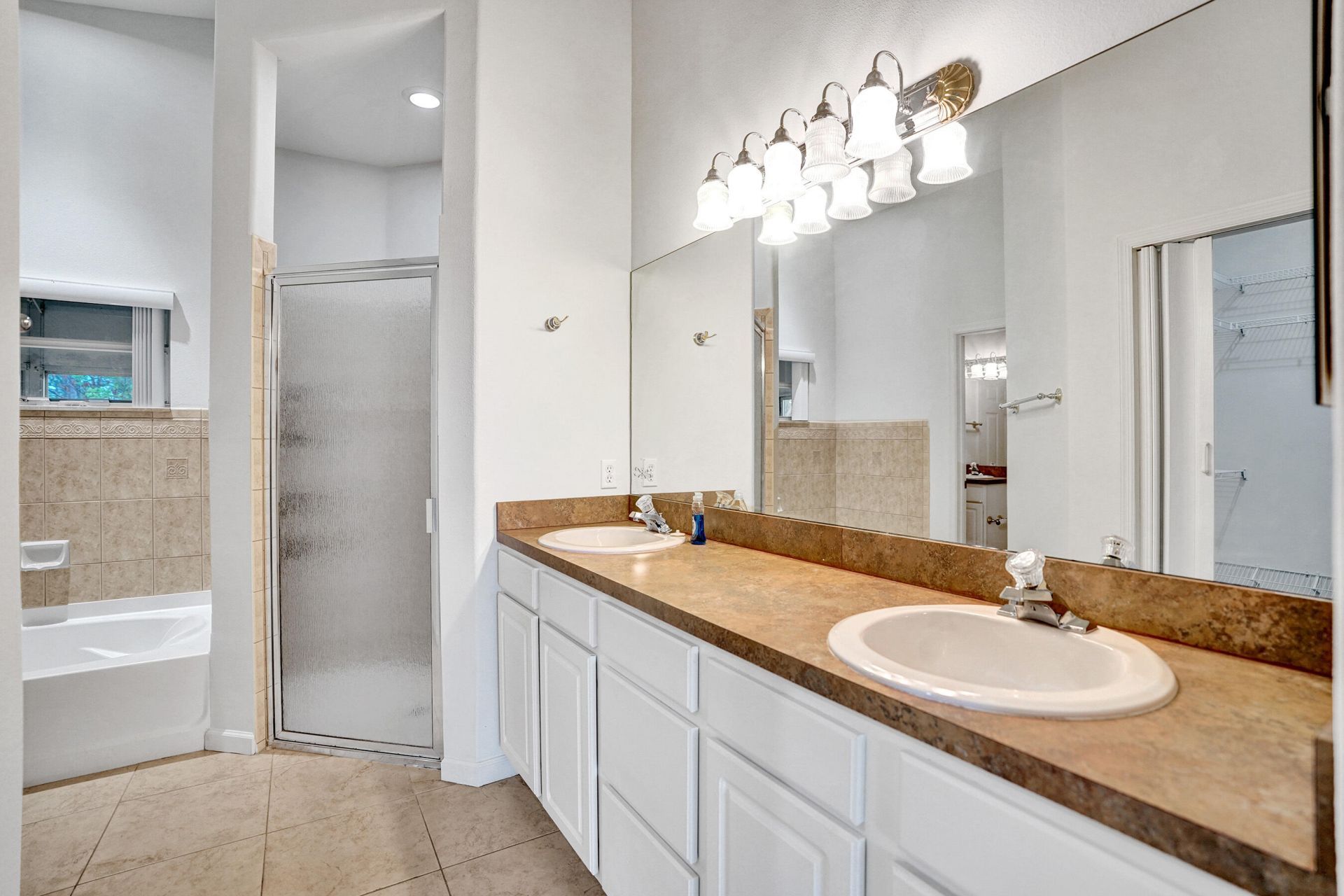 5825 NW Zenith Drive, Port Saint Lucie, FL 34986 Photo