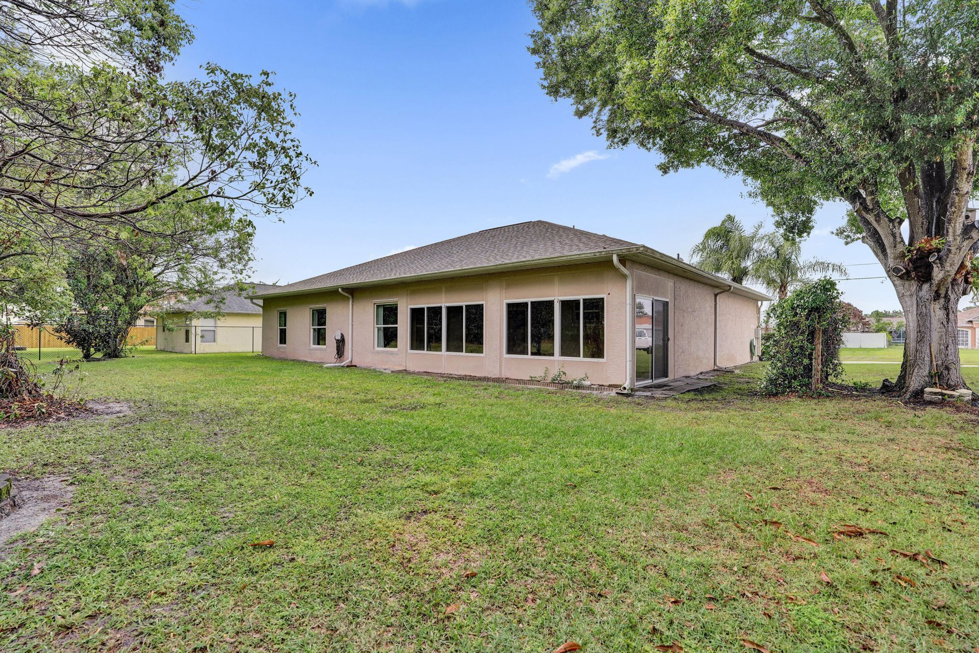 5825 NW Zenith Drive, Port Saint Lucie, FL 34986 Photo