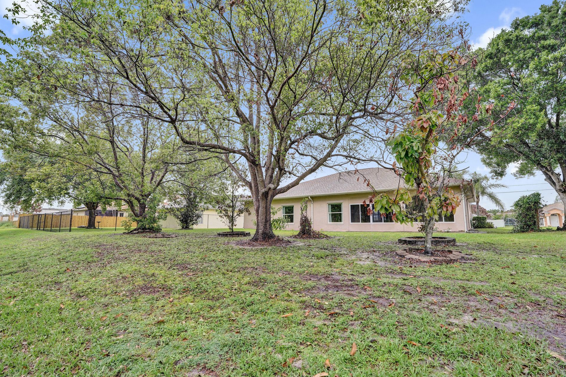5825 NW Zenith Drive, Port Saint Lucie, FL 34986 Photo