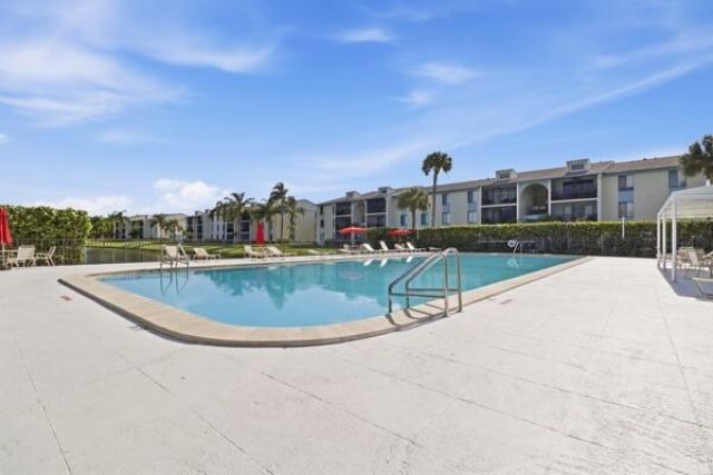 1111 Green Pine Boulevard, Unit G2, West Palm Beach, FL 33409 Photo