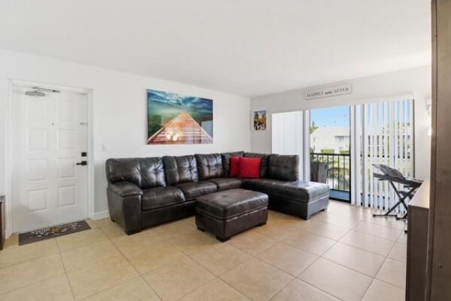 1111 Green Pine Boulevard, Unit G2, West Palm Beach, FL 33409 Photo
