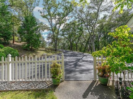 981 Chardonnay Ct, Murphys, CA 95247 Photo