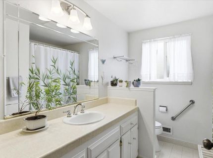 2747 Bradshaw, Sacramento, CA 95827 Photo