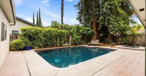 2747 Bradshaw, Sacramento, CA 95827 Photo