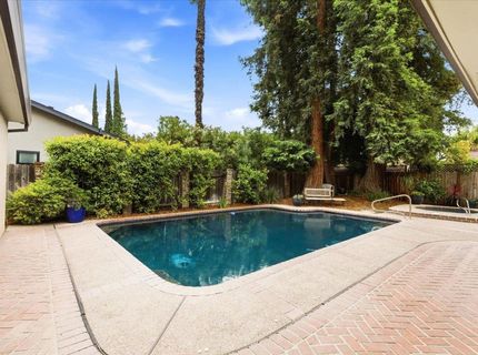 2747 Bradshaw, Sacramento, CA 95827 Photo