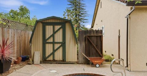 2747 Bradshaw, Sacramento, CA 95827 Photo