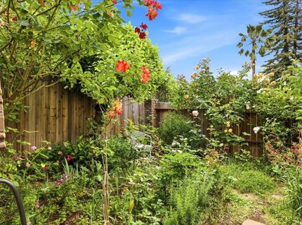 2747 Bradshaw, Sacramento, CA 95827 Photo