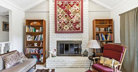 2747 Bradshaw, Sacramento, CA 95827 Photo