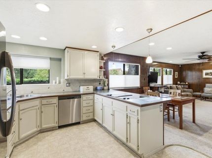 2747 Bradshaw, Sacramento, CA 95827 Photo