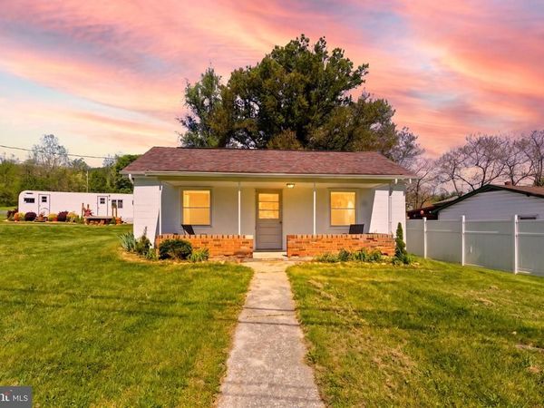 1505 LOOP ROAD , GERRARDSTOWN, WV 25420