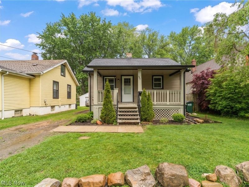 557 Washington Avenue, Barberton, OH 44203 Photo 2