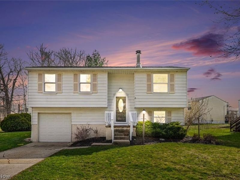 3671 Windjammer Cove, Aurora, OH 44202 Photo 1