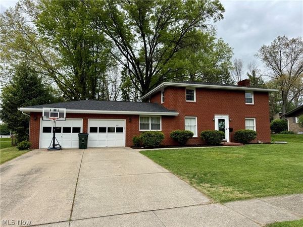 827 E 5th Street, Dover, OH 44622