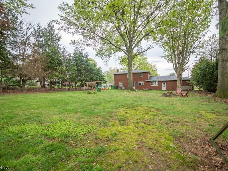 827 E 5th Street, Dover, OH 44622 Photo 8