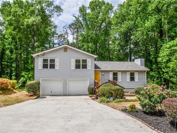 165 Wilhelmina Drive, Ellenwood, GA 30294